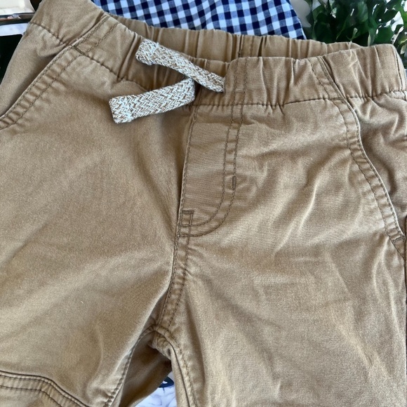 Toddler Boy Size 2T Button Down Shirt and Jogger Pants - Picture 3 of 10